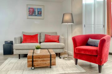 Metropol, Whg. 4, Landseite 1.OG