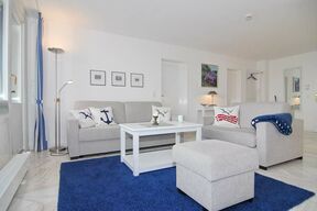 Metropol, Whg. 303, Landseite mit Inselblick 12.OG