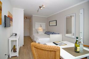 Metropol, Whg. 1, Landseite 1.OG