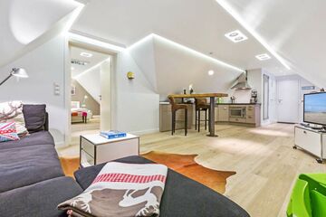 Studio 16