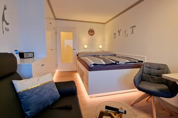 Metropol, Whg. 153 Seeseite 7.OG