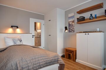 Metropol, Whg. 230, Landseite mit Inselblick 9.OG